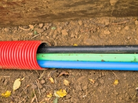Прокладка кабельных линий в земле